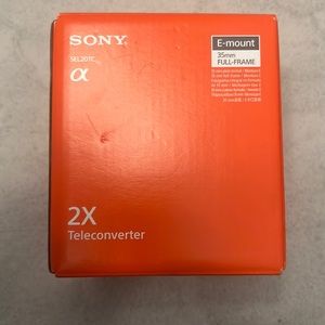 Sony FE 2x Teleconverter, E-mount - New in Box